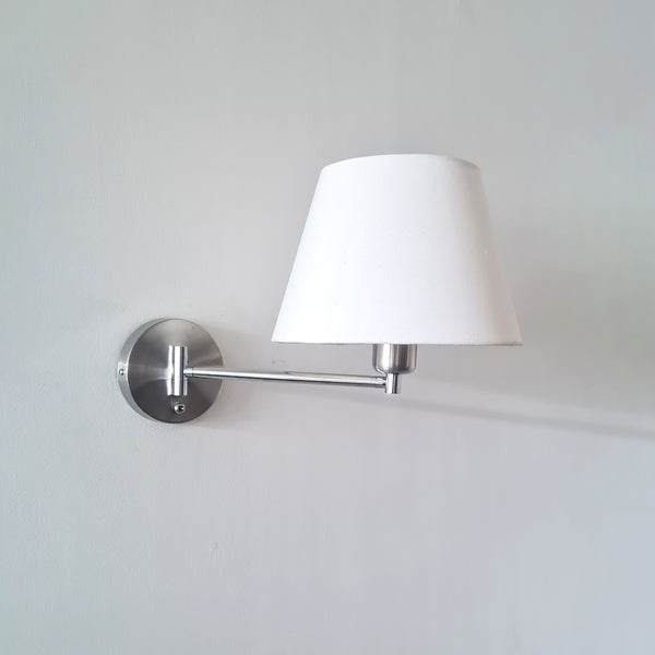 Aplique de pared con brazo giratorio